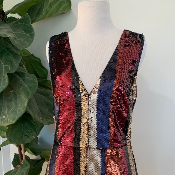 Ali & Jay Sleeveless Multicolored Sequin Dress - Picture 2 of 7